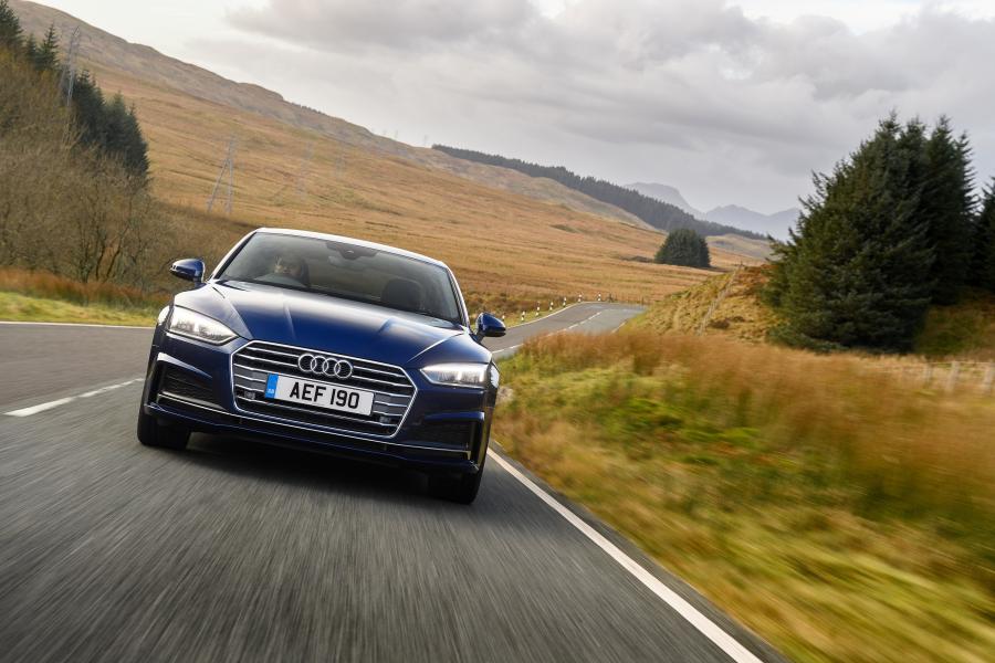  Audi A5 Coupe 2.0 TDI S-Line 2016 года  (UK) (фото 12 из 40)